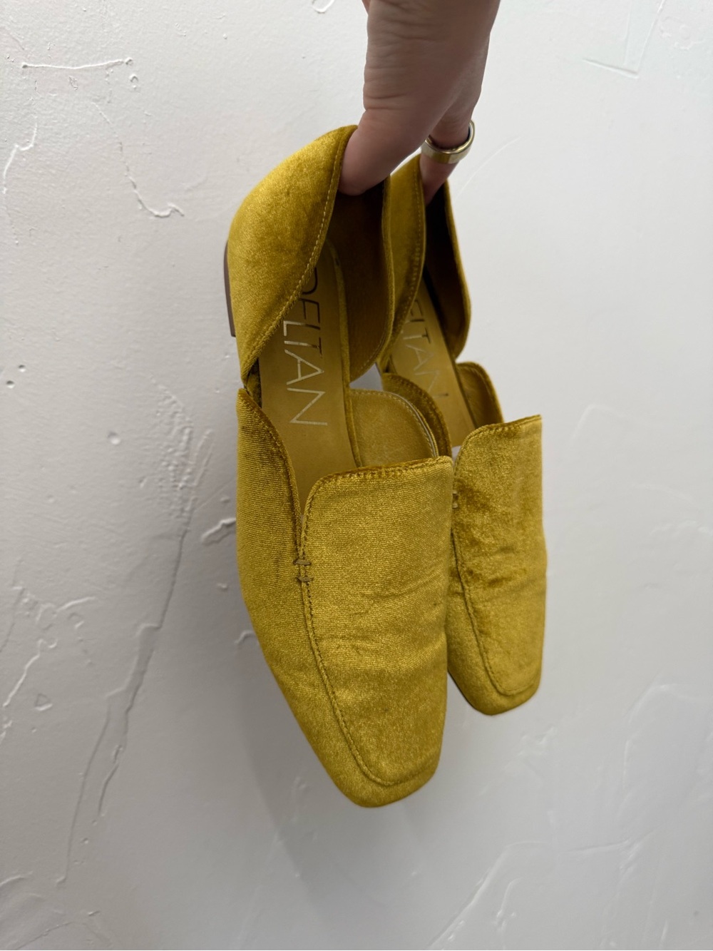 Detian Velvet Slip-On Loafers in Mustard Yellow